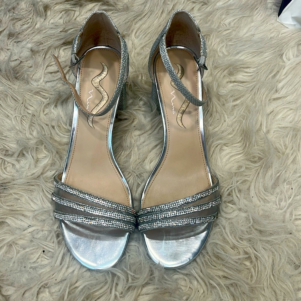 Nina silver sequins heels